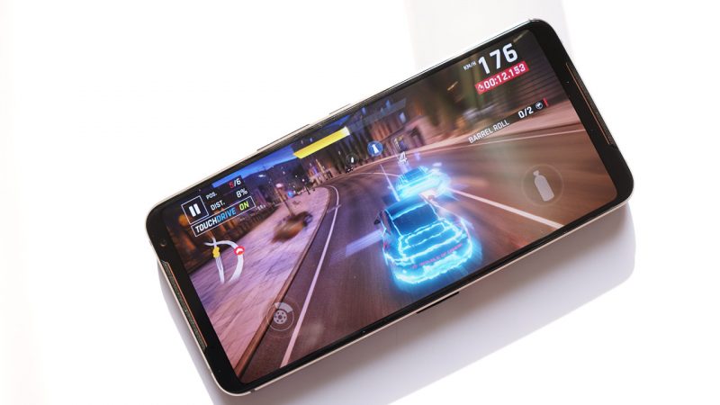 Asus-Rog-Phone-Images-Gaming