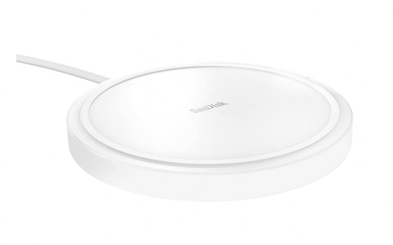SanDisk iXpand wireless fast charger